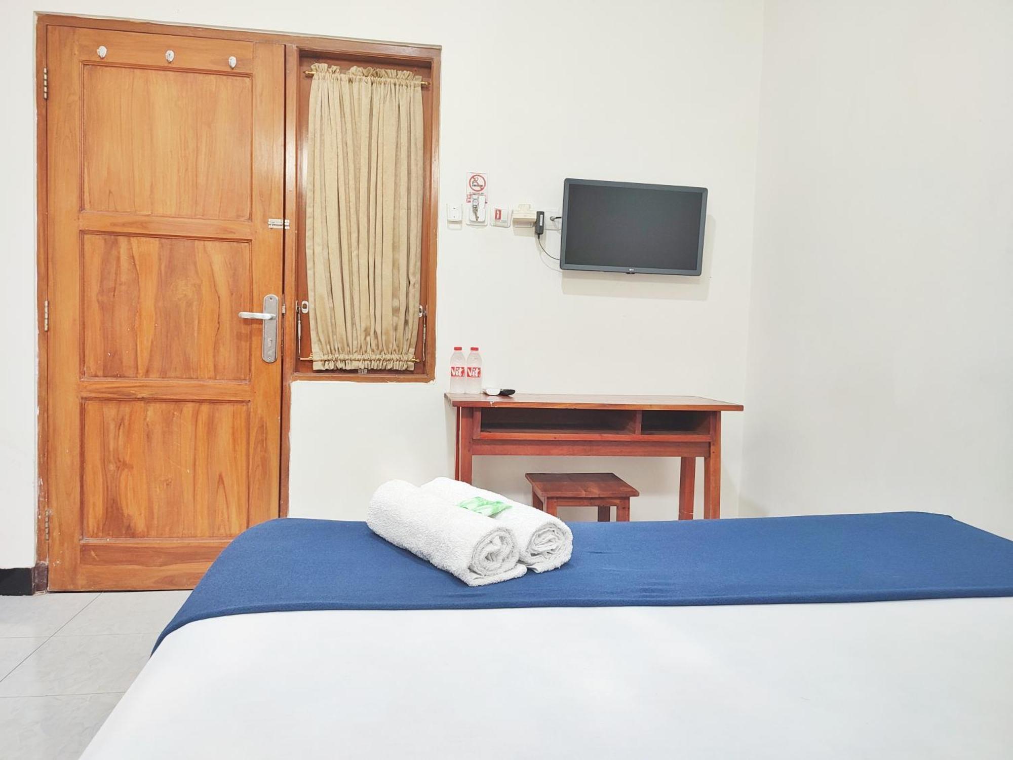 Happy Syariah Hotel Near Jombor Mitra Reddoorz Sleman  Zewnętrze zdjęcie